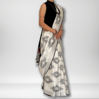 Vridhi | Ikat Saree